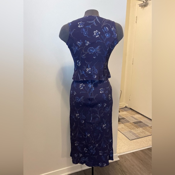 Daniel Laurent matching skirt set with top/vest purple blue floral - Picture 6 of 8